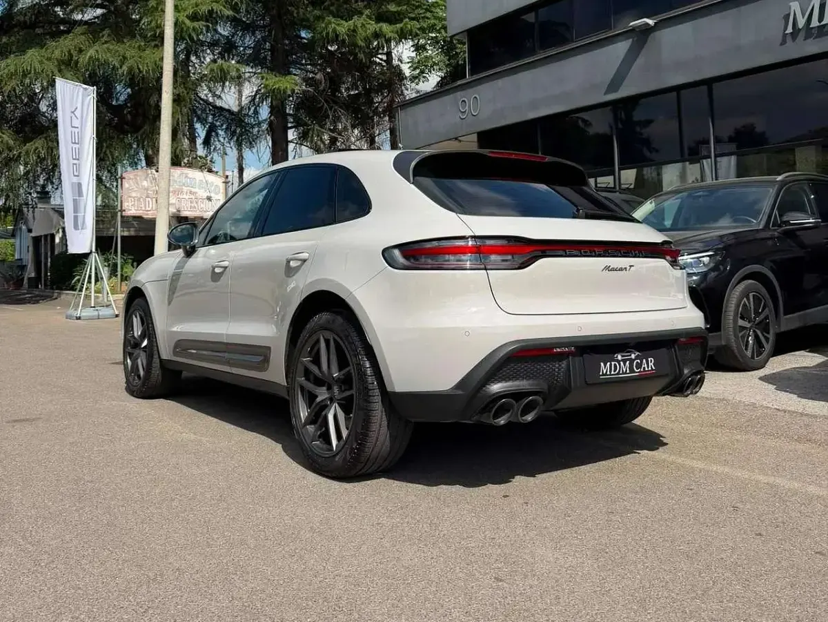 Usata Porsche Macan 265 CV (194 kW) 2023 Grigio SUV