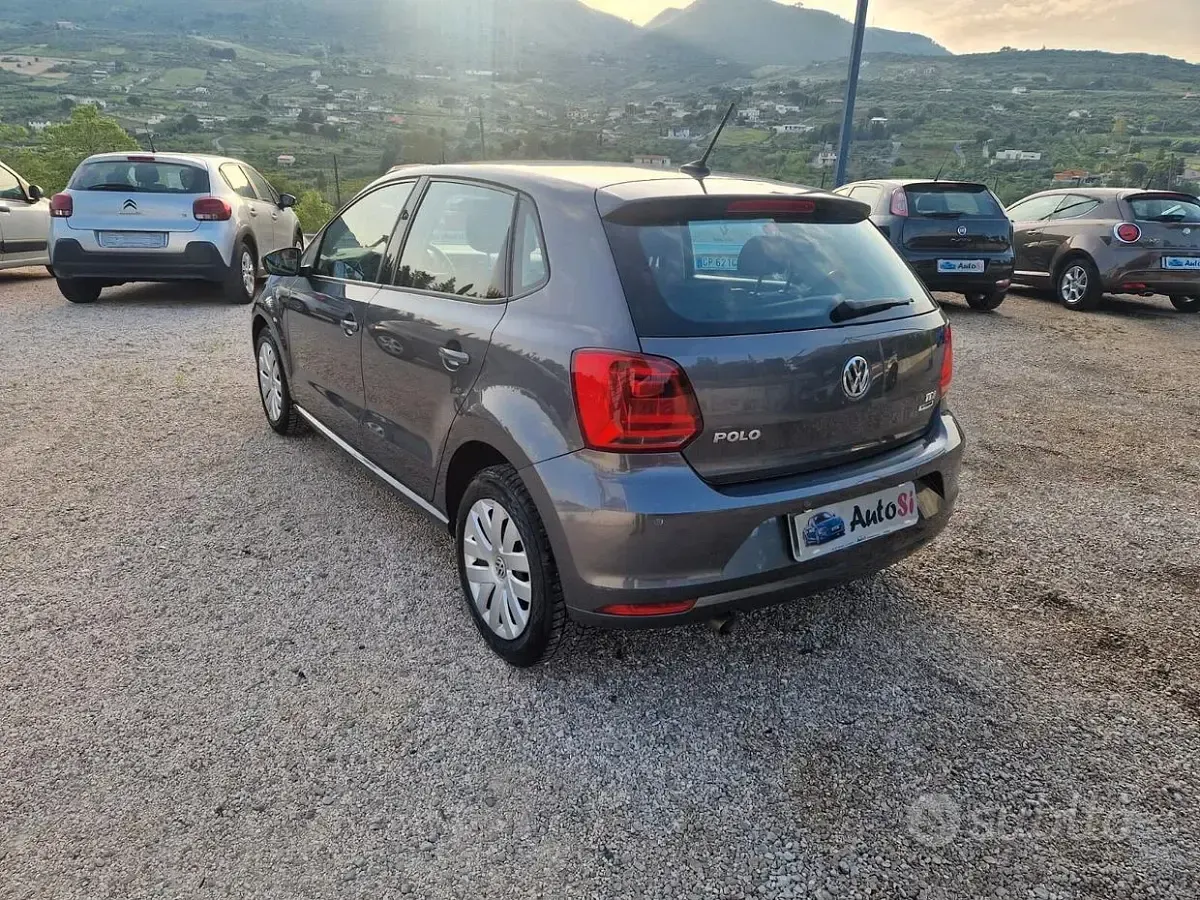 Usata VW Polo Highline 90 CV (66 kW) 2017 Grigio Berlina