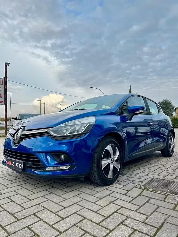Usata Renault Clio IV 90 CV (66 kW) 2018 Blu Berlina