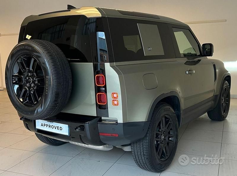 Usata Land Rover Defender S 250 CV (183 kW) 2024 Verde SUV