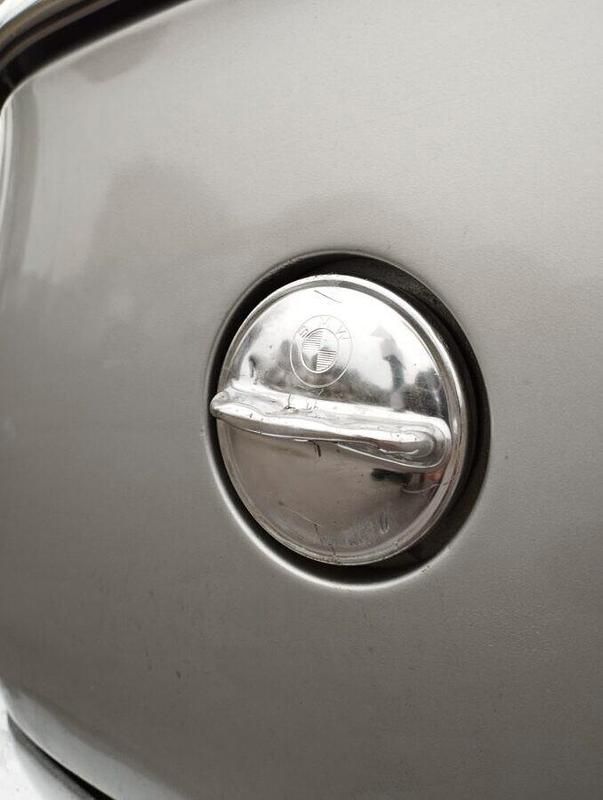 Usata BMW 2002 101 CV (74 kW) 1972 Grigio Berlina