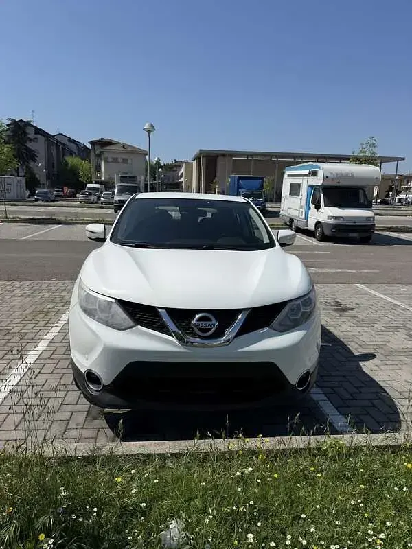 Usata Nissan Qashqai Tekna 110 CV (80 kW) 2016 SUV