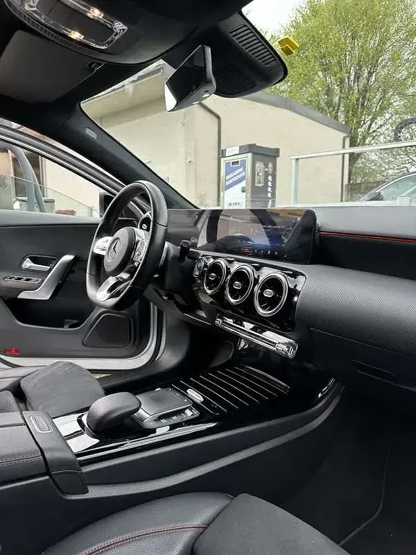 Usata Mercedes A180 Premium 116 CV (85 kW) 2020 Berlina