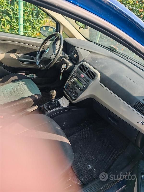 Usata Fiat Grande Punto 2009 Blu Utilitaria