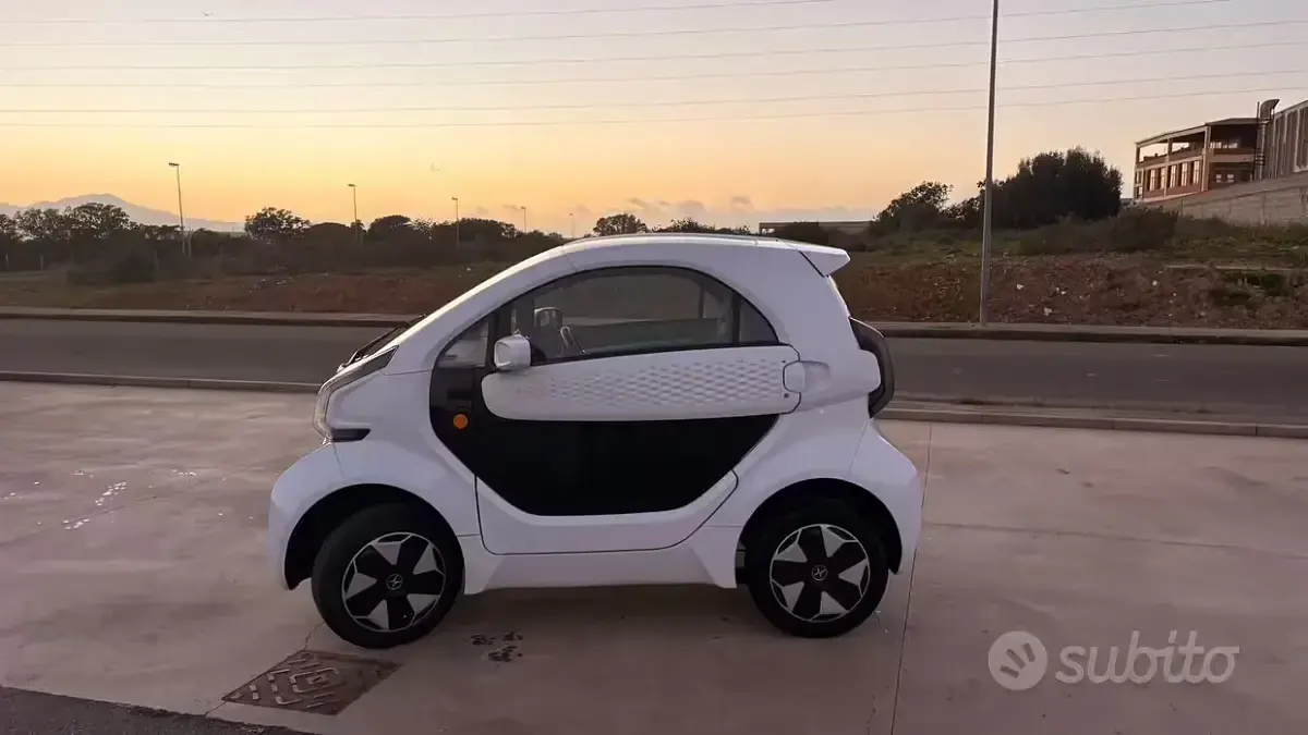 Usata XEV Yoyo 7 kW (10 CV) 2024 Bianco Utilitaria