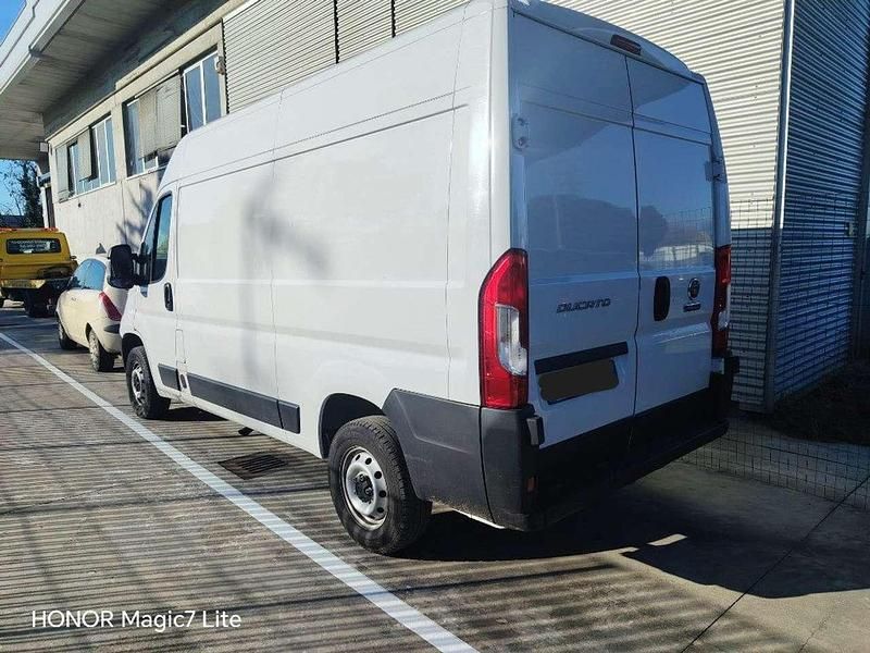 Usata Fiat Ducato 140 CV (102 kW) 2023 Bianco Furgone