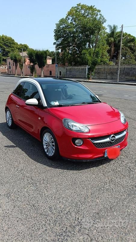 Rosso Usata 2014 Opel Adam Glam Due volumi | 8000 € (Buon prezzo) - Immagine 1/4