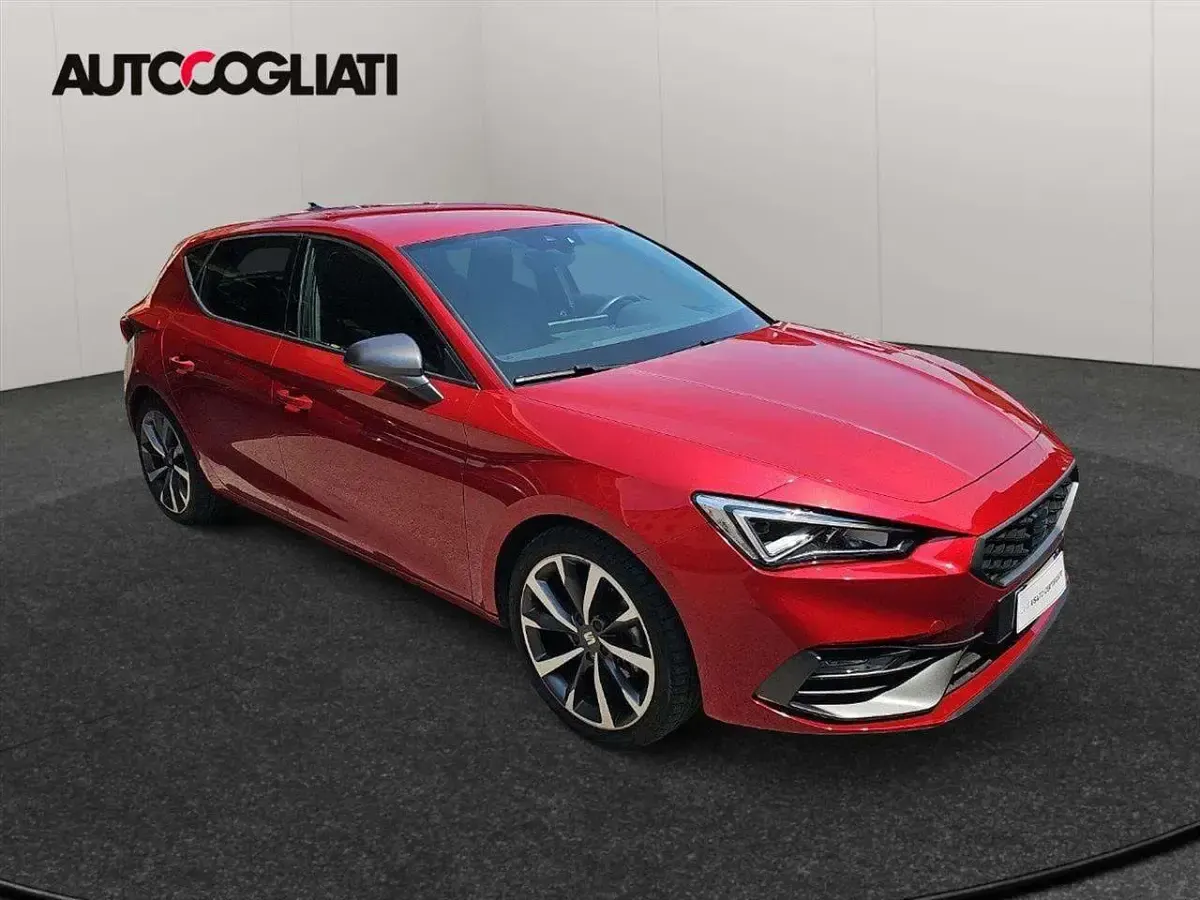 Usata Seat Leon FR 150 CV (110 kW) 2023 Rosso Berlina