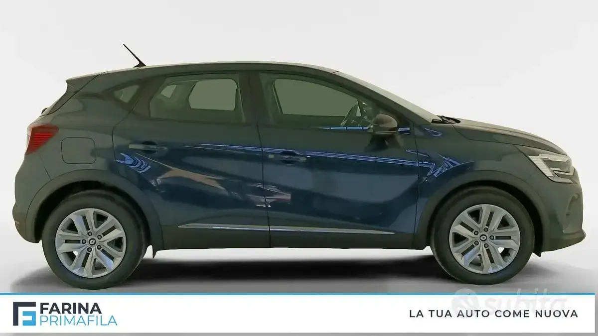 Usata Renault Captur Zen 95 CV (69 kW) 2021 Blu marine SUV