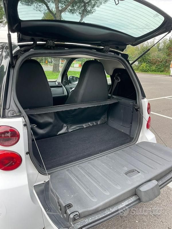 Usata Smart ForTwo Coupé Pulse 71 CV (52 kW) 2010 Utilitaria