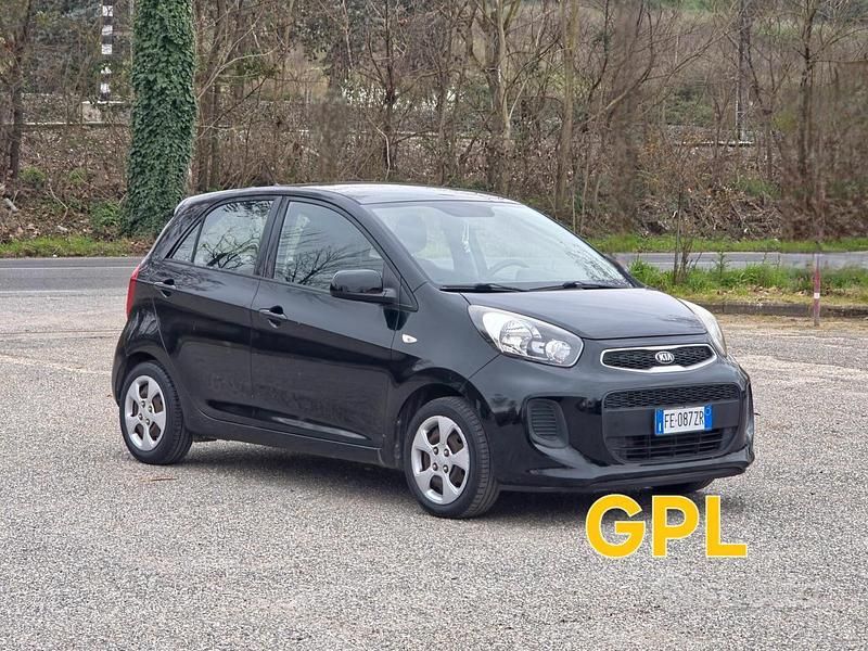 Usata Kia Picanto 66 CV (48 kW) 2016 Nero Utilitaria