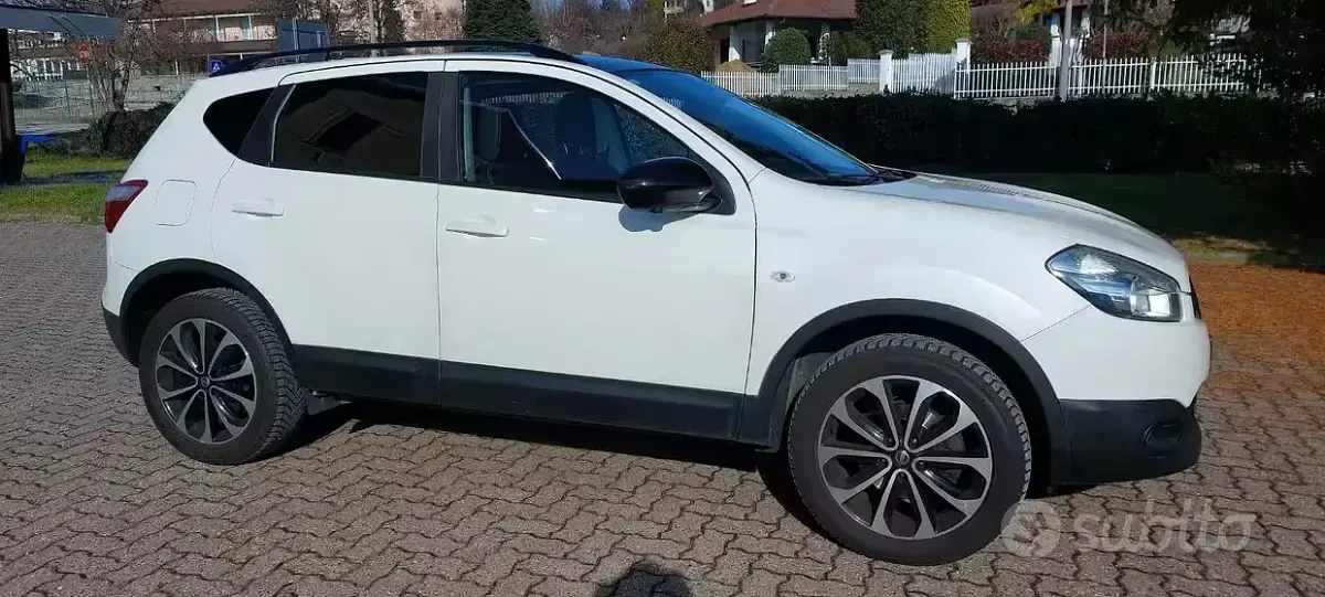 Usata Nissan Qashqai 110 CV (80 kW) 2013 Bianco SUV