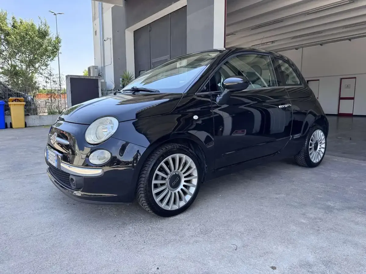 Usata Fiat 500 Lounge 75 CV (55 kW) 2010 Nero Utilitaria