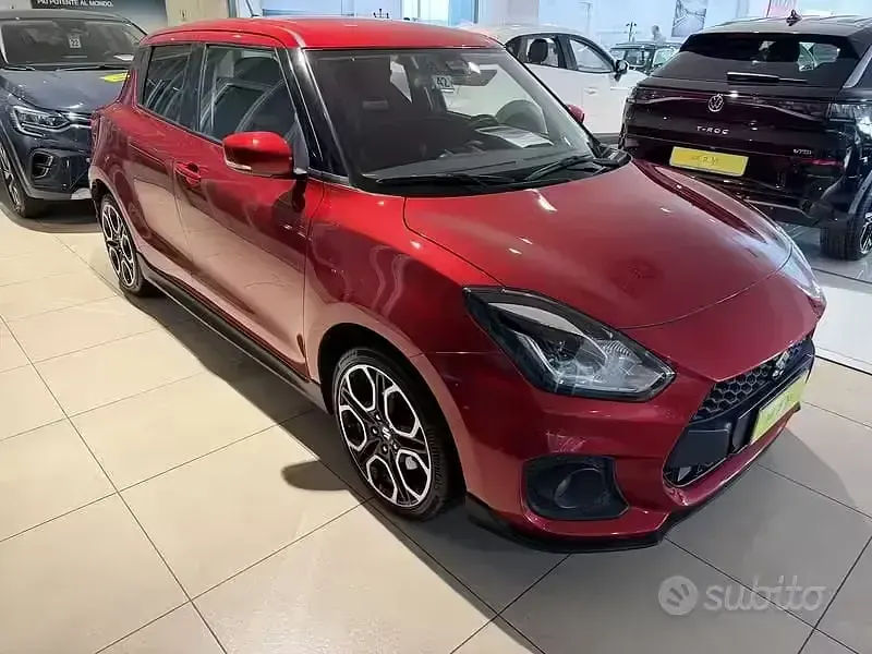 Usata Suzuki Swift Sport 129 CV (94 kW) 2021 Rosso Utilitaria