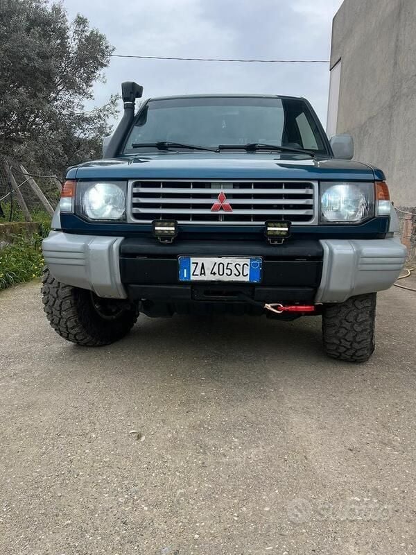 Usata Mitsubishi Pajero 1991 Blu SUV