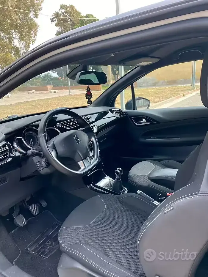 Usata Citroën DS3 So Chic 82 CV (60 kW) 2015 Grigio Coupé