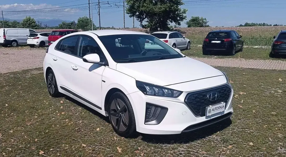 Usata Hyundai Ioniq 105 CV (77 kW) 2019 Bianco Utilitaria