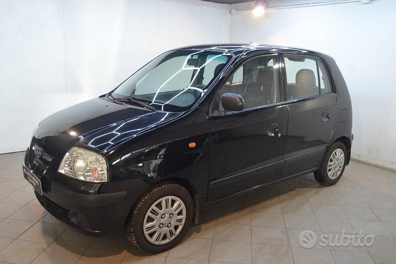 Nero Usata 2008 Hyundai Atos Active Due volumi | 1690 € (Buon prezzo) - Immagine 1/4