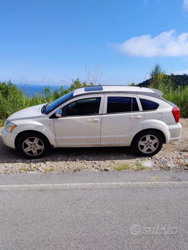 Bianco Usata 2008 Dodge Caliber Due volumi | 3000 € (Molto cara) - Immagine 1/4