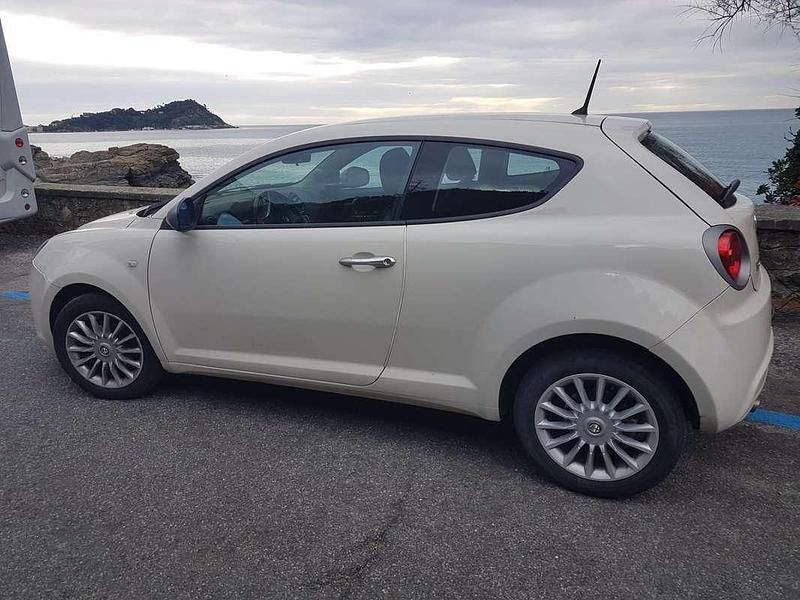 Usata Alfa Romeo MiTo Progression 79 CV (58 kW) 2015 Bianco Utilitaria