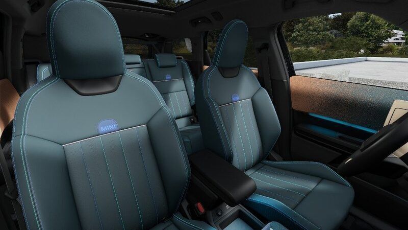 Nuova Mini Cooper S Countryman Favoured 230 kW (313 CV) 2025 Nero / metallizzato SUV