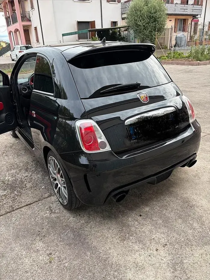 Usata Abarth 500 135 CV (99 kW) 2010 Nero