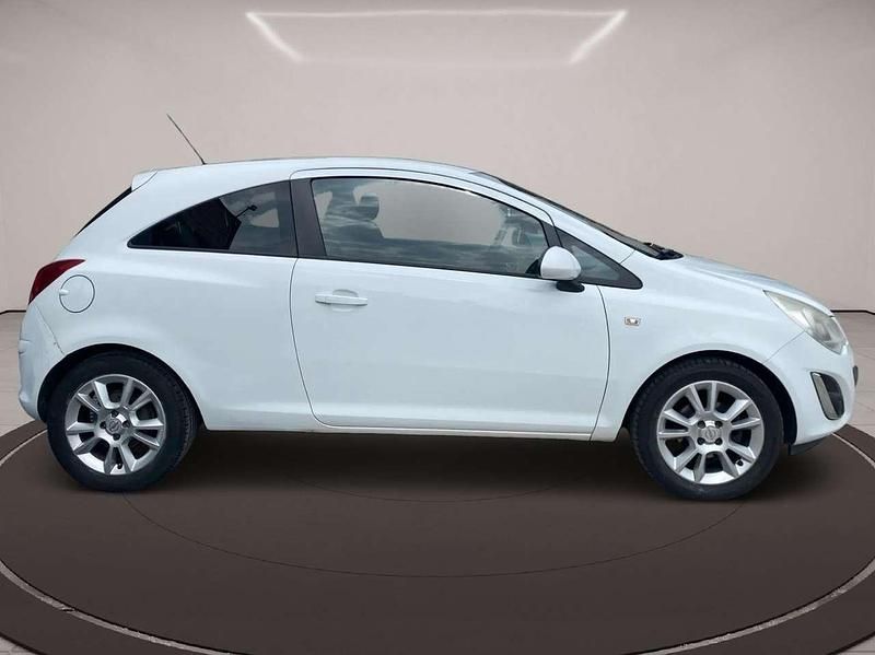 Usata Opel Corsa Sport 75 CV (55 kW) 2013 Bianco Utilitaria