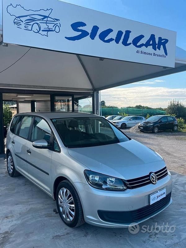 Usata VW Touran Comfortline 105 CV (77 kW) 2012 Grigio Monovolume