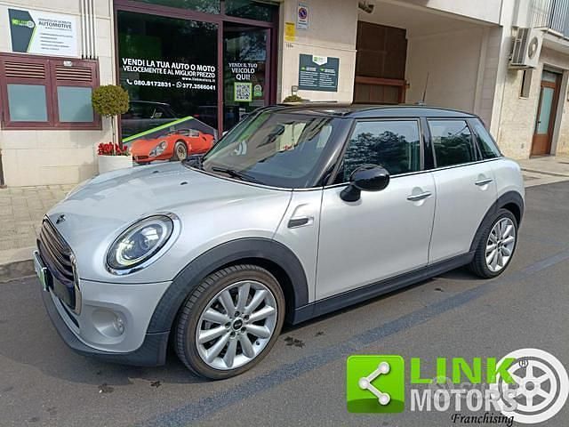 Usata Mini Cooper D Business 116 CV (85 kW) 2019 Grigio Utilitaria