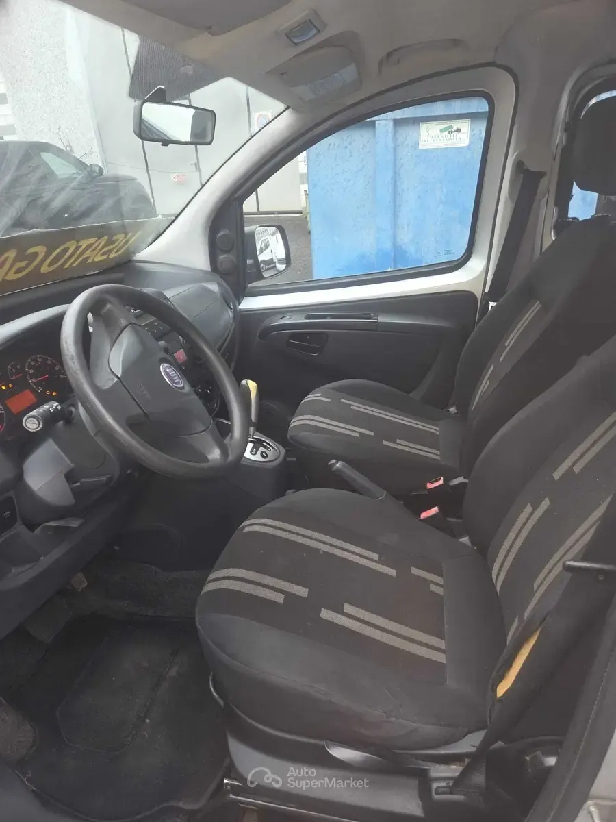 Usata Fiat Fiorino 75 CV (55 kW) 2011 Gray Monovolume