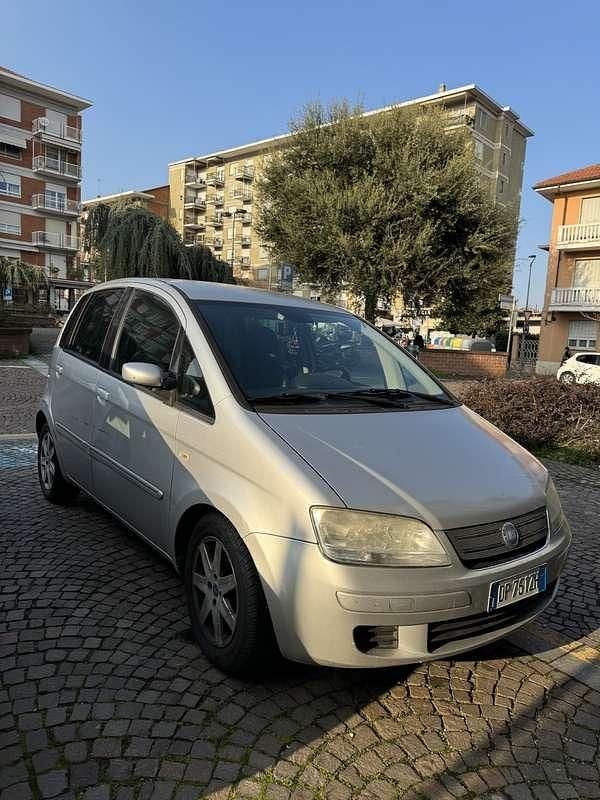 Usata Fiat Idea Active 69 CV (50 kW) 2007 Monovolume