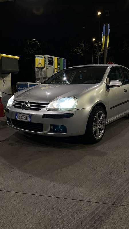 Usata VW Golf IV Sportline 116 CV (85 kW) 2005 Berlina