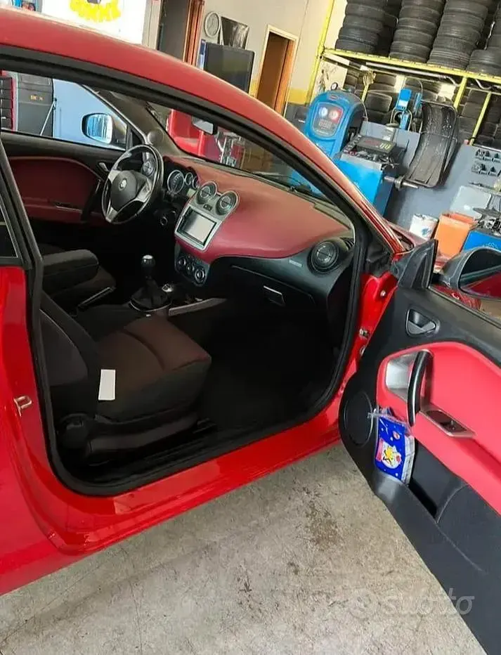 Second-hand Alfa Romeo MiTo 79 CP (58 kW) 2009 Roșu Hatchback