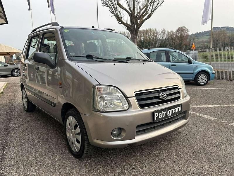 Usata Suzuki Wagon R+ GL 94 CV (69 kW) 2005 Argento metallizzato Monovolume