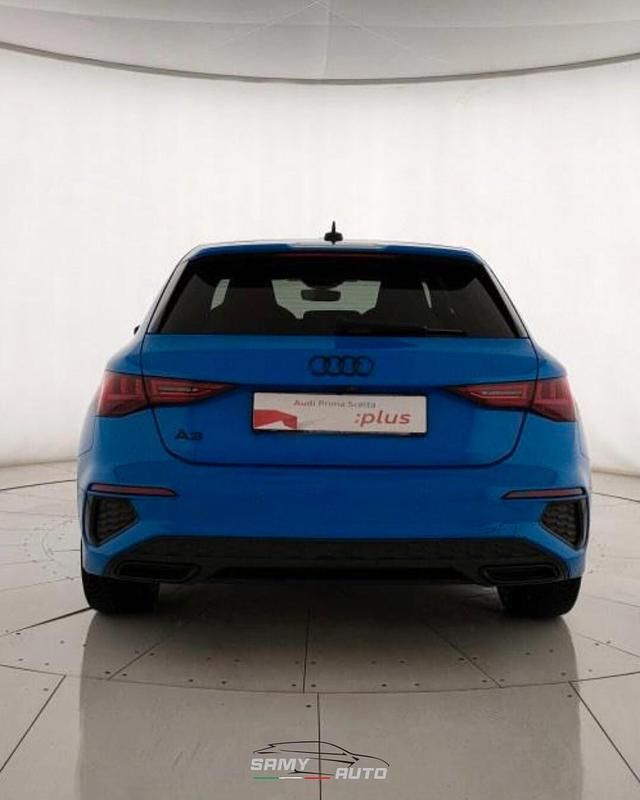 Usata Audi A3 S-Line 150 CV (110 kW) 2023 Blu Berlina