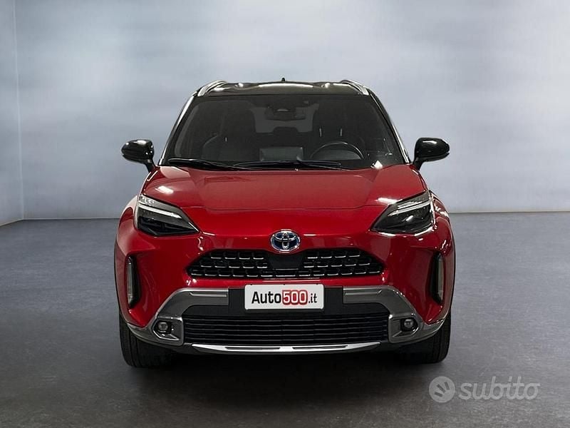 Usata Toyota Yaris Cross 92 CV (67 kW) 2022 Rosso SUV