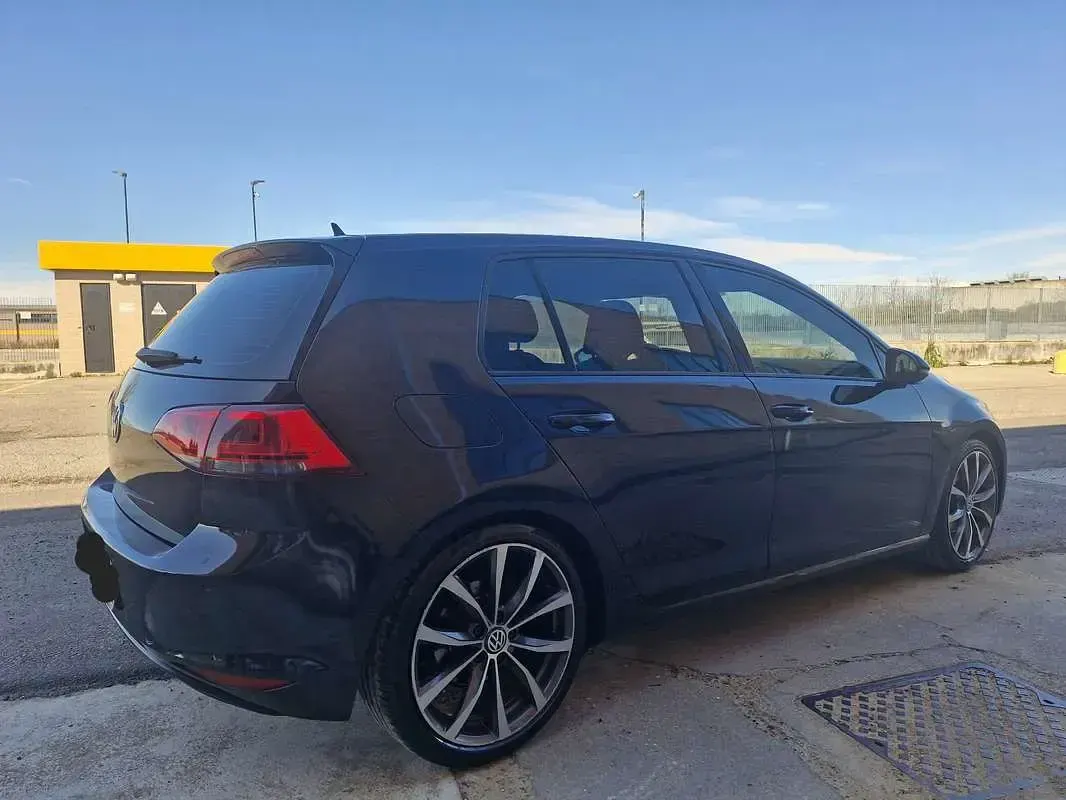 Usata VW Golf VII Highline 110 CV (80 kW) 2015 Nero Berlina
