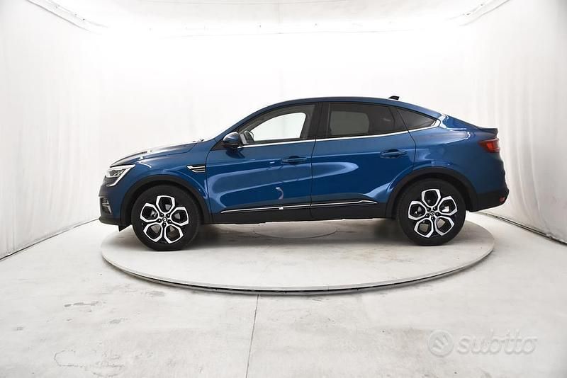Gebraucht Renault Arkana Engineered 145 PS (106 kW) 2023 Blau SUV