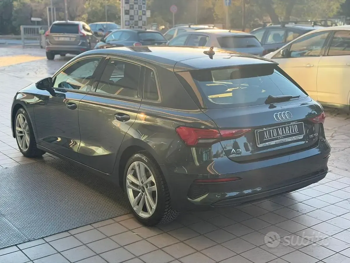 Usata Audi A3 150 CV (110 kW) 2022 Grigio Berlina