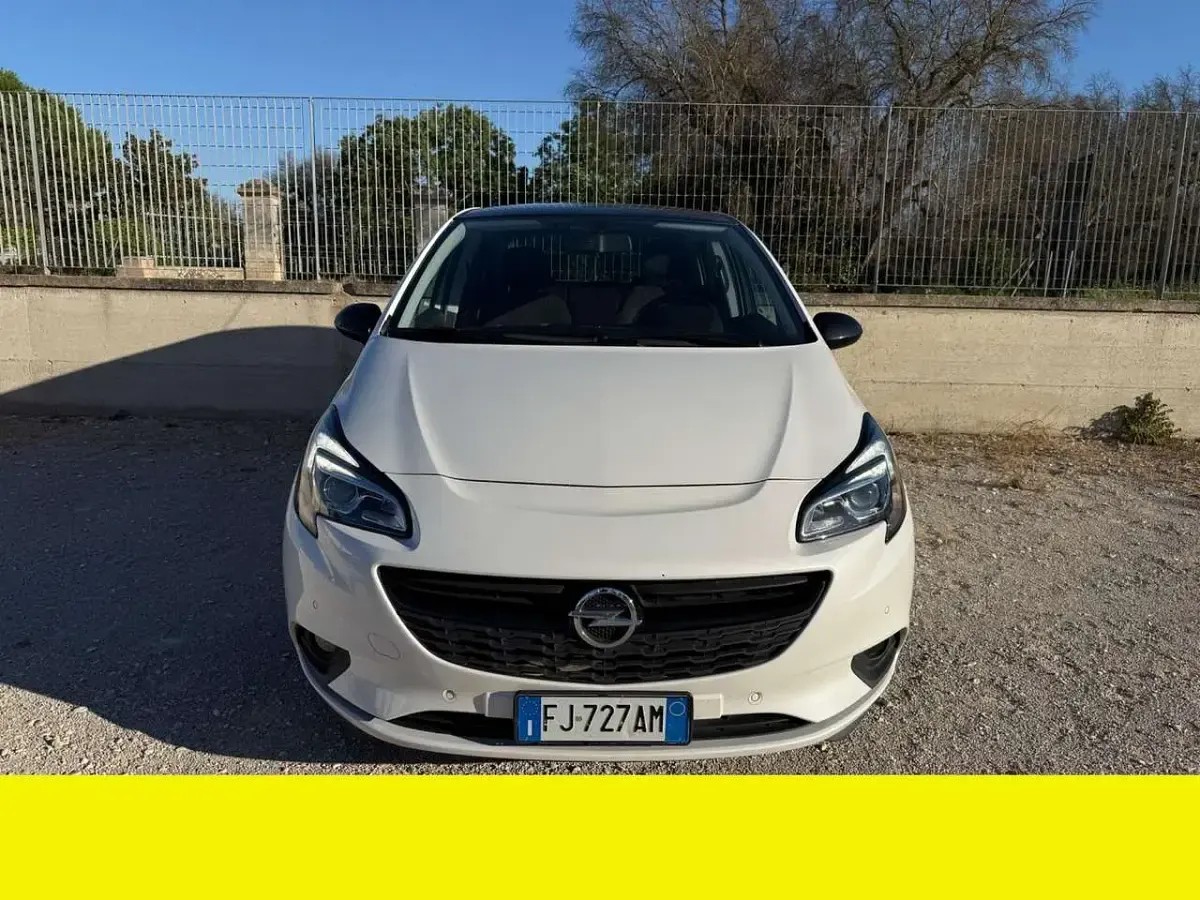 Usata Opel Corsa 75 CV (55 kW) 2017 Other Utilitaria