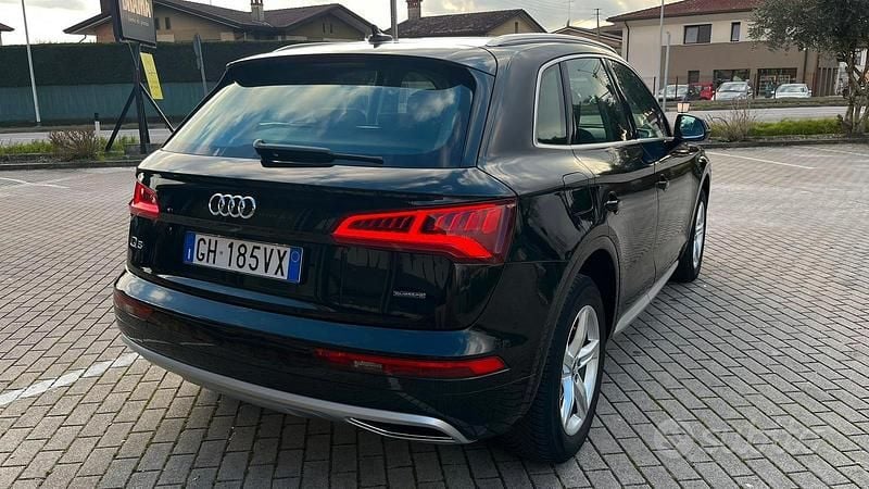 Usata Audi Q5 Sport 163 CV (119 kW) 2019 Nero SUV