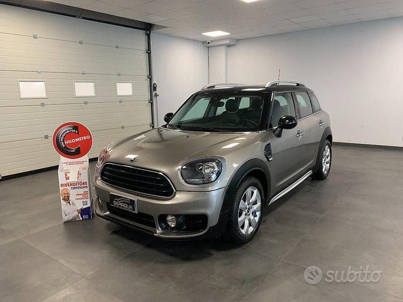 Usata Mini Cooper D Countryman Hype 150 CV (110 kW) 2017 Grigio SUV