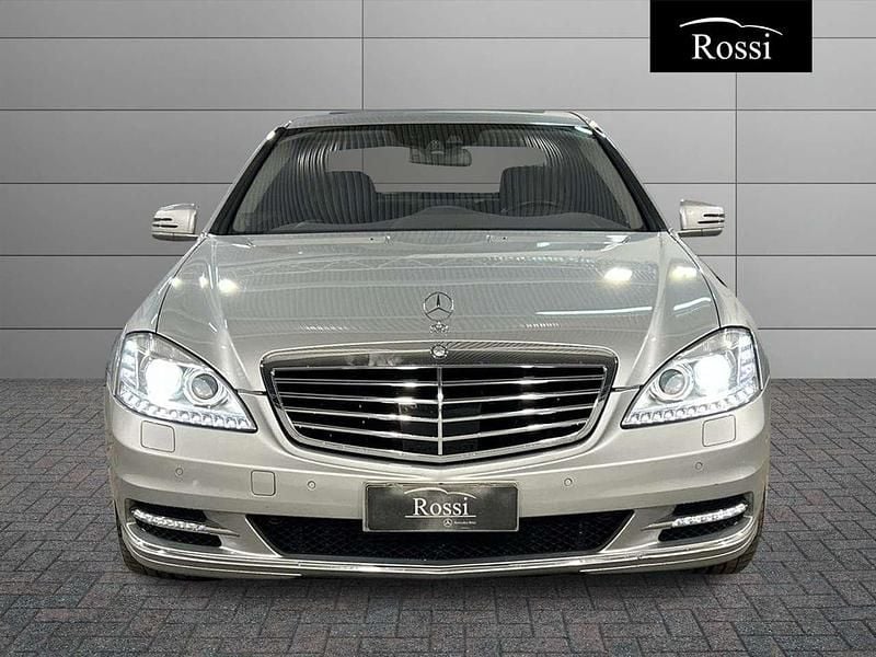 Usata Mercedes S350 Elegance 235 CV (172 kW) 2010 Grigio chiaro metallizzato Berlina