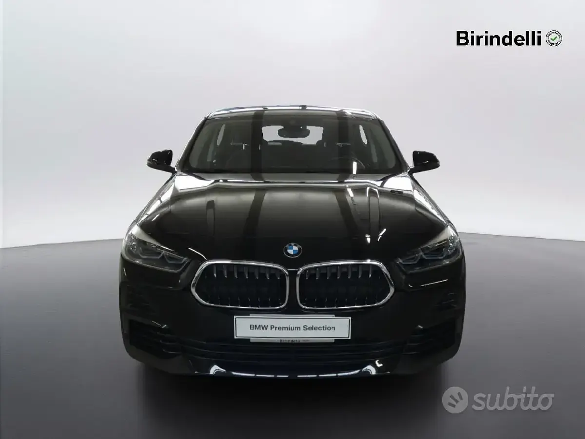 Usata BMW X2 Performance 150 CV (110 kW) 2022 Schwarz pastello SUV