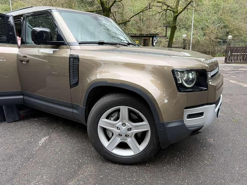 Usata Land Rover Defender HSE Dynamic 249 CV (183 kW) 2022 Bronzo SUV