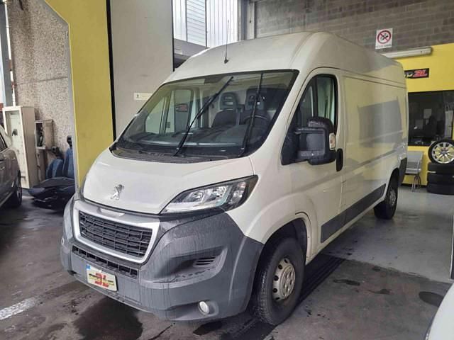 Usata Peugeot Boxer 131 CV (96 kW) 2017 Bianco Furgone