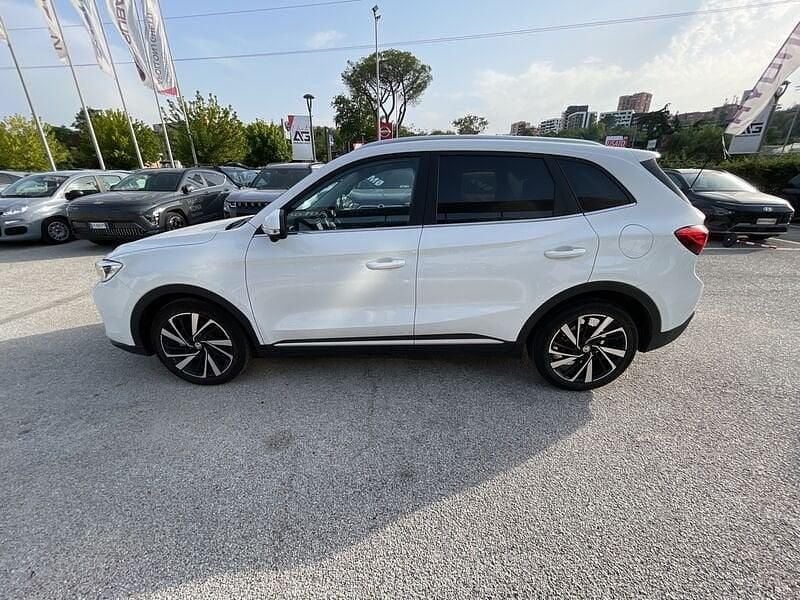 Usata MG ZS Luxury 197 CV (144 kW) 2025 Bianco Berlina