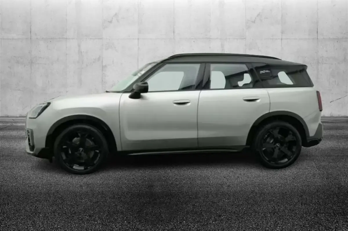 Usata Mini John Cooper Works Countryman 170 CV (125 kW) 2025 Argento SUV