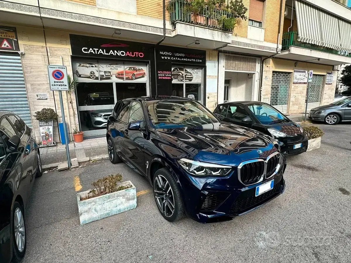 Usata BMW X5 M 600 CV (441 kW) 2022 Bluazzurro SUV