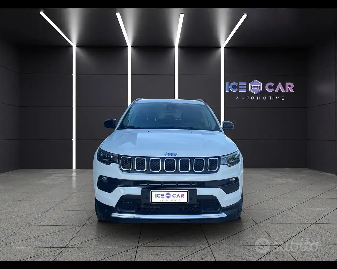 Gebraucht Jeep Compass Limited 131 PS (96 kW) 2023 Weiß SUV